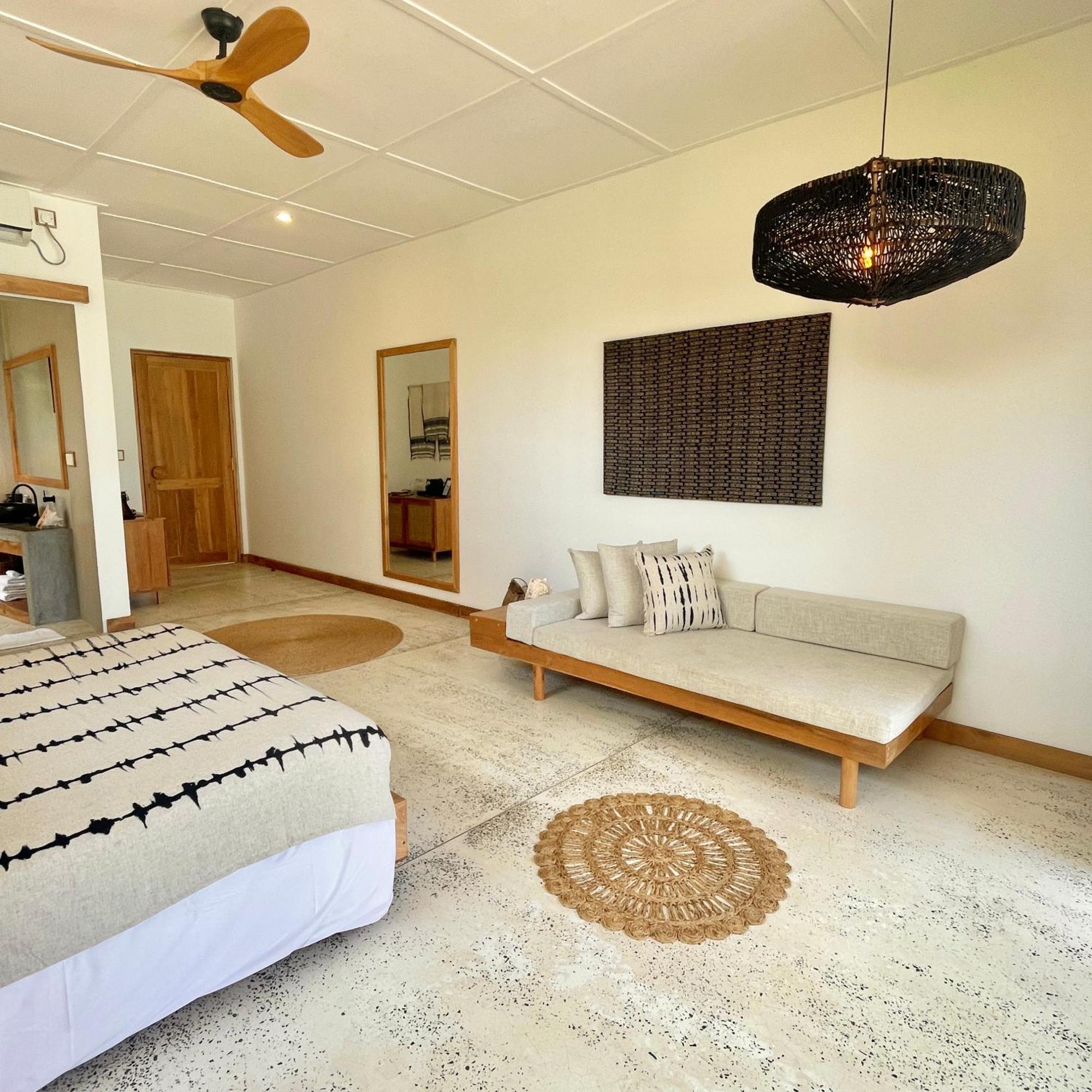 La Playa Beach Club Dikwella Extérieur photo